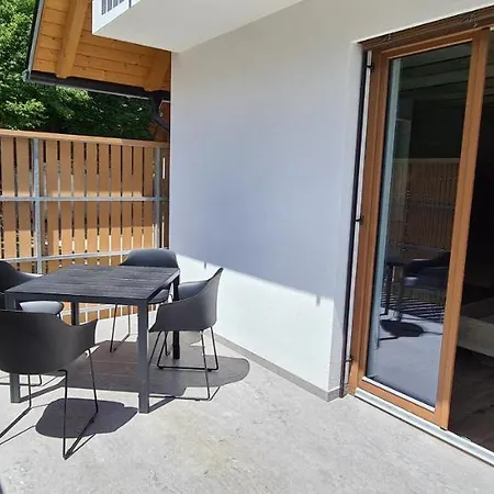 Oda ve Kahvaltı Veldes