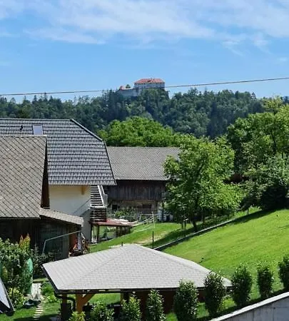 Veldes Bed & Breakfast 4*