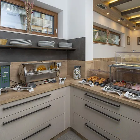 Oda ve Kahvaltı Veldes Bled