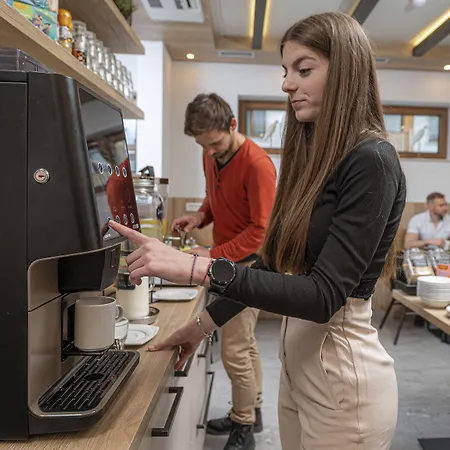 Veldes Bed and breakfast 4*