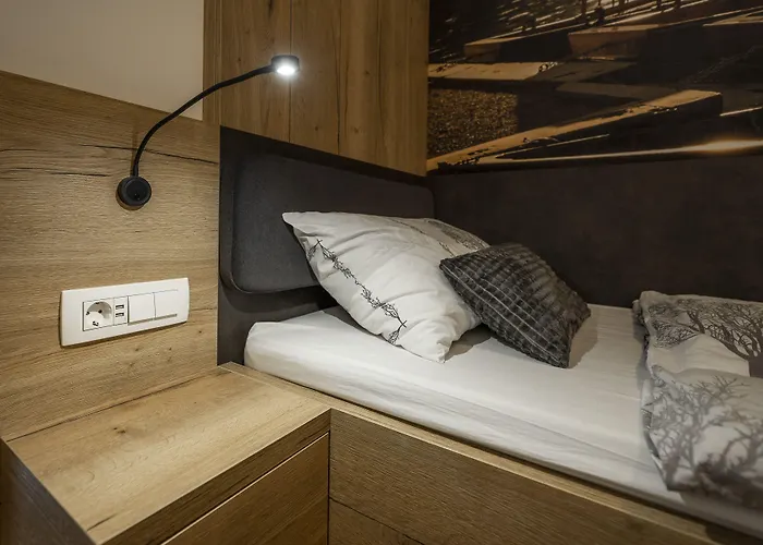 Bed & Breakfast Veldes 4*